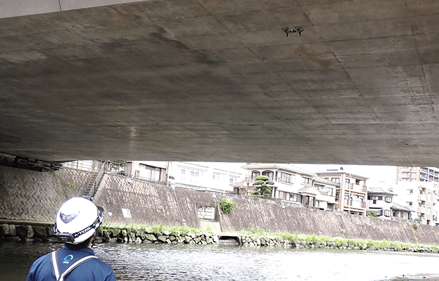 橋梁点検 / ドローン点検