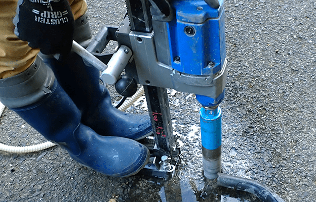 コア採取 / 舗装厚調査